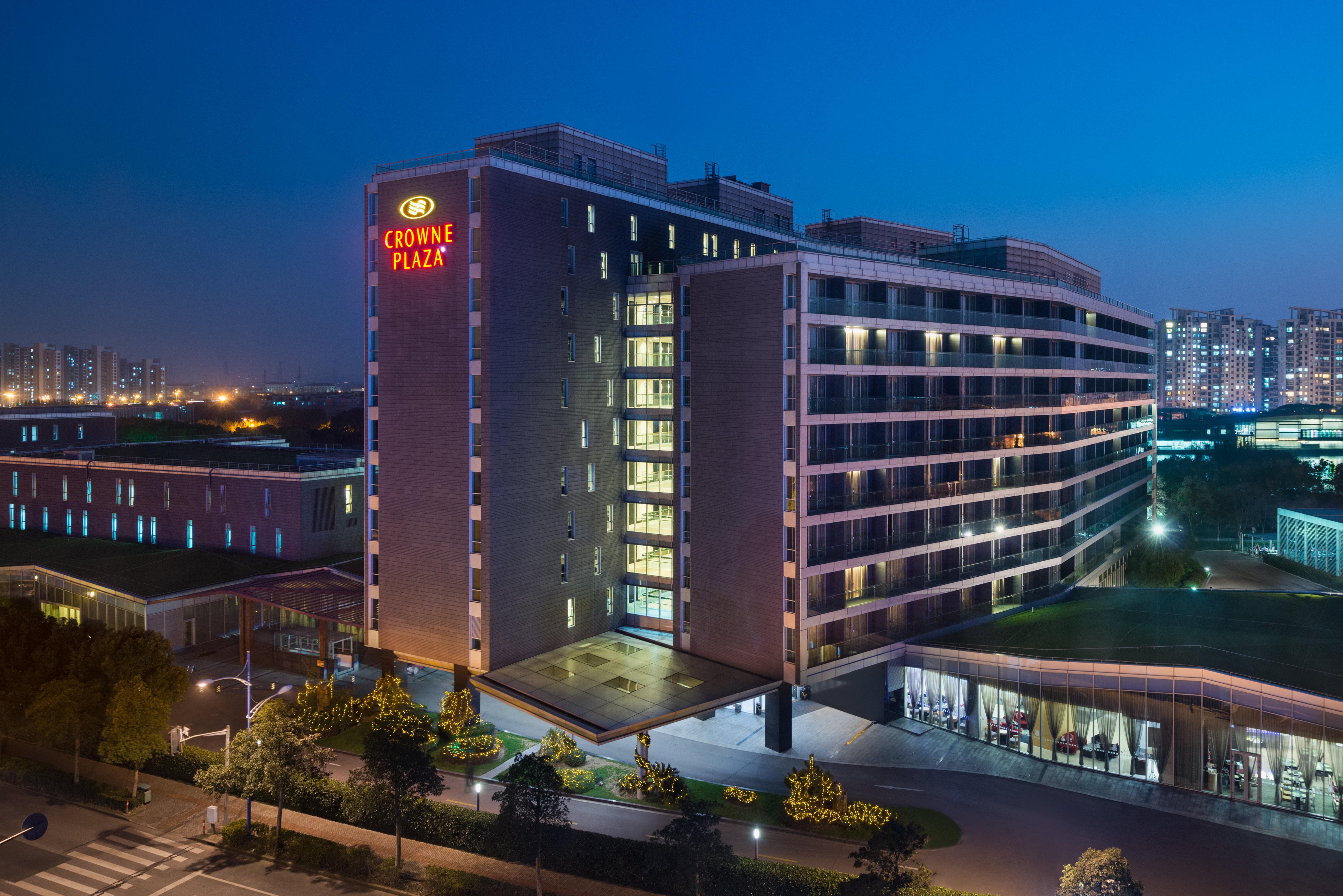 Crowne Plaza Shanghai Xiayang Lake By Ihg Qingpu Exterior foto